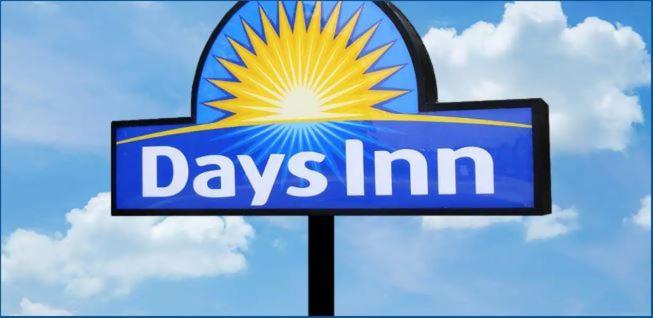 Days Inn By Wyndham Baton Rouge Airport Exteriér fotografie